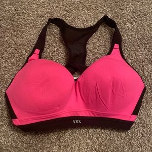 34DD Victoria’s Secret Padded Sports Bra